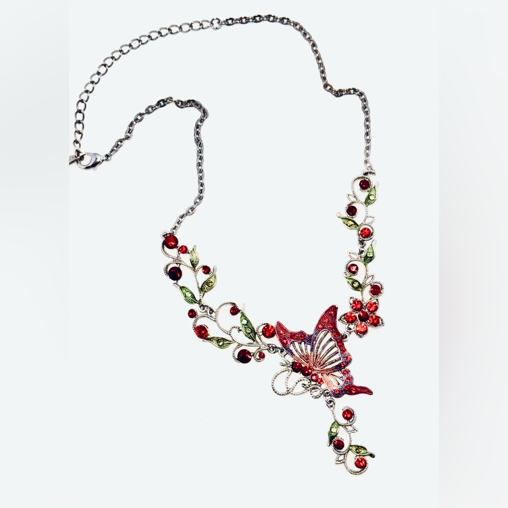 Vintage Silver Tone Red & Pink Butterfly 🦋 Necklace W/Rhinestone Accents 19”